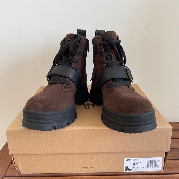UGG Ashton Lace-Up Buckled Waterproof Suede Booties Burnt Cedar US Women Size6.5 - Picture 4 of 14